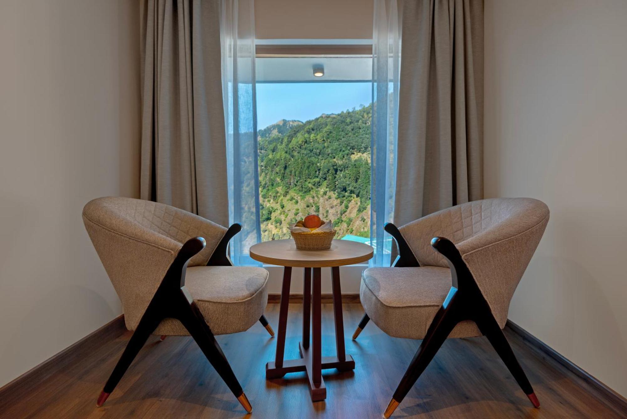 Sterling Nainital Hotel Ngoại thất bức ảnh